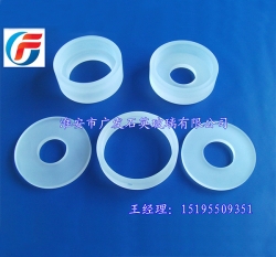 Quartz flanges